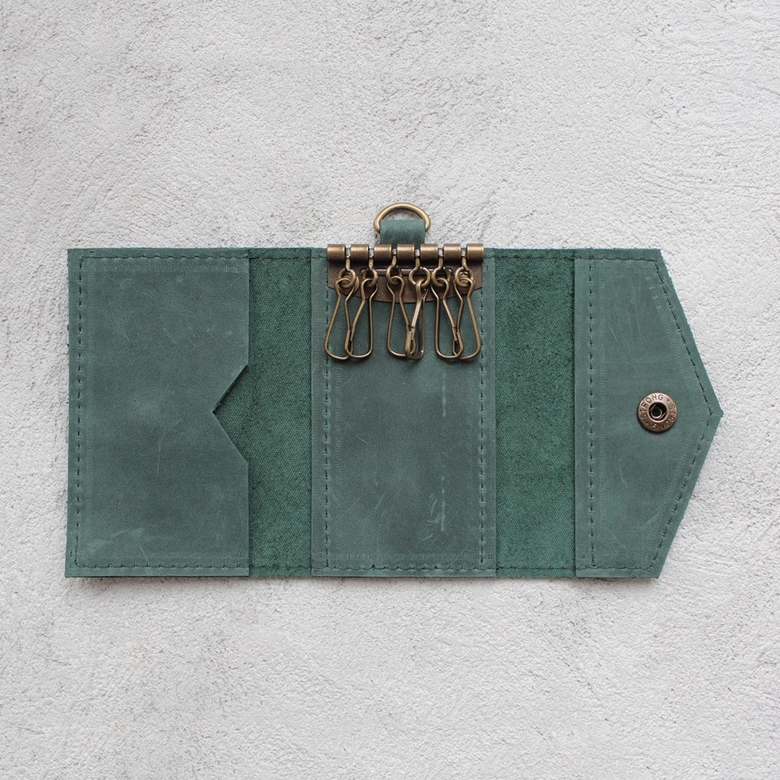 Ключница "Изумрудный крейзи хорс"