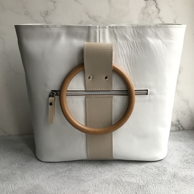 Charlotte "Белая"