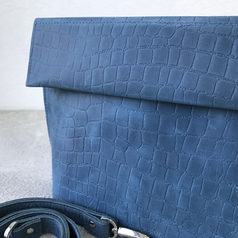 Celine - джинс рептилия