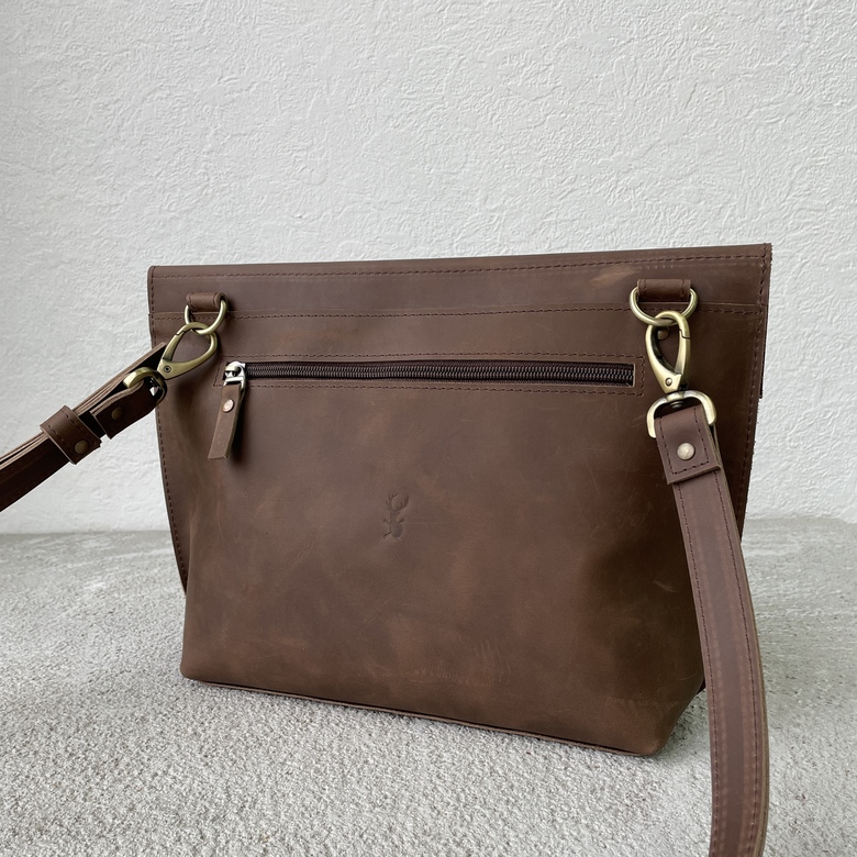 Celine - крейзи хорс молочный шоколад