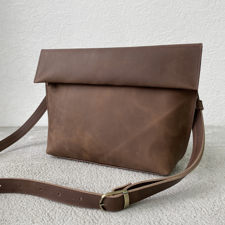 Celine - крейзи хорс молочный шоколад