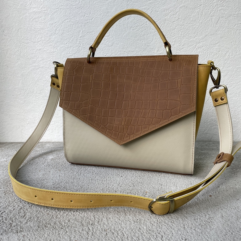 Софи - песок рептилия, слоновая кость и манго