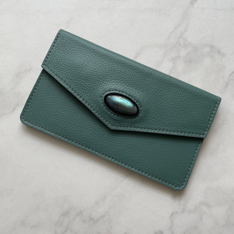 Кошелёк конверт - Ментоловый фактурный с лабрадором